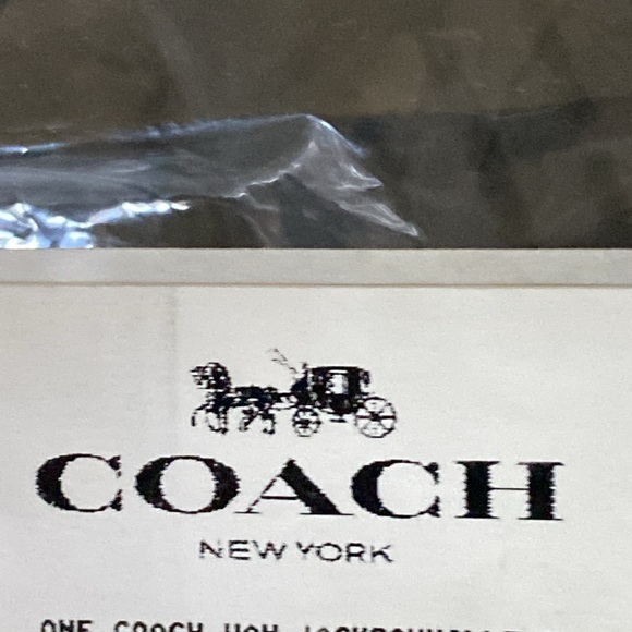 New Coach Bucket Handbag 🌺 - Picture 13 of 13